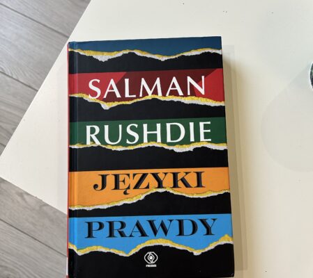 Zbiór esejów Salmana Rushdiego